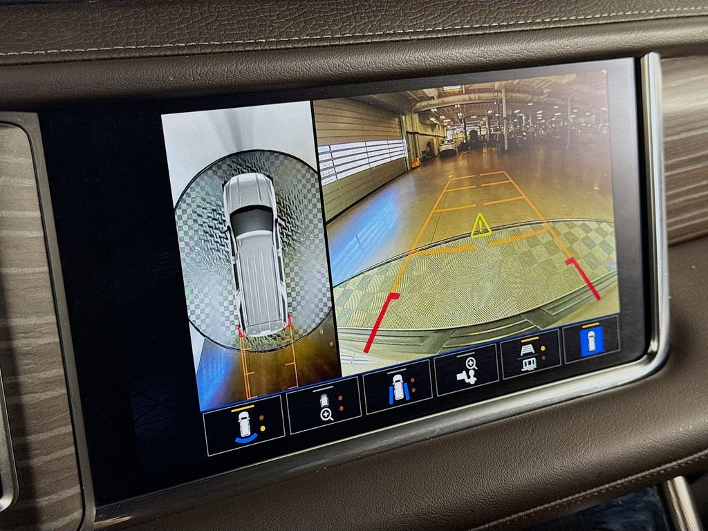 Thumbnail: 2024 GMC Yukon - 14