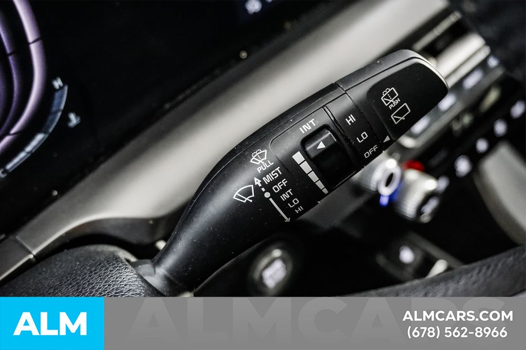 Used 2025 Black Kia S image 31