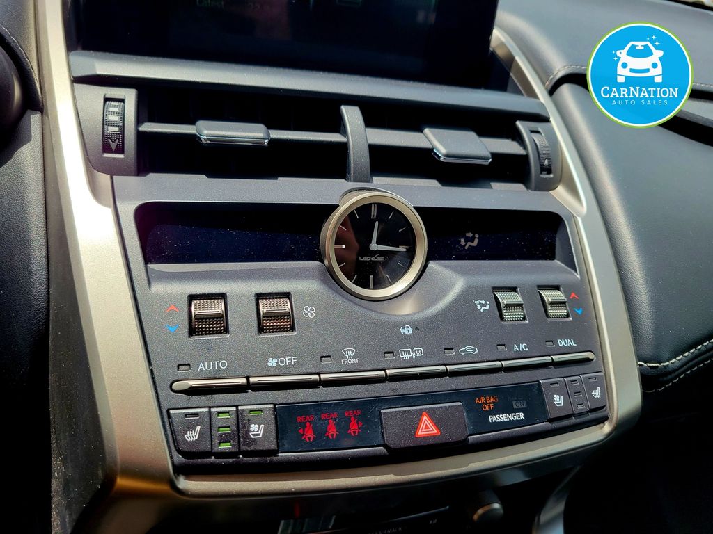 2021 Lexus NX 300 - Photo 22
