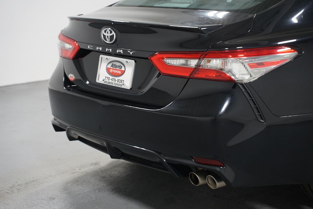 Thumbnail: 2018 Toyota Camry - 9