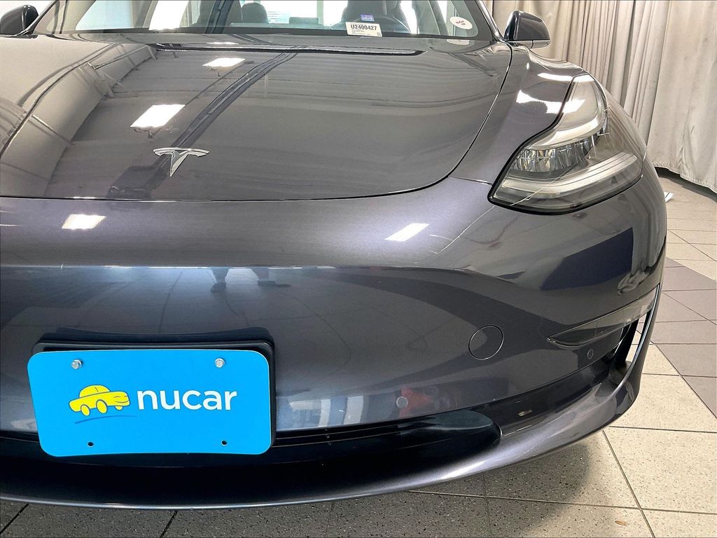 2018 Tesla Model 3 — photo 32