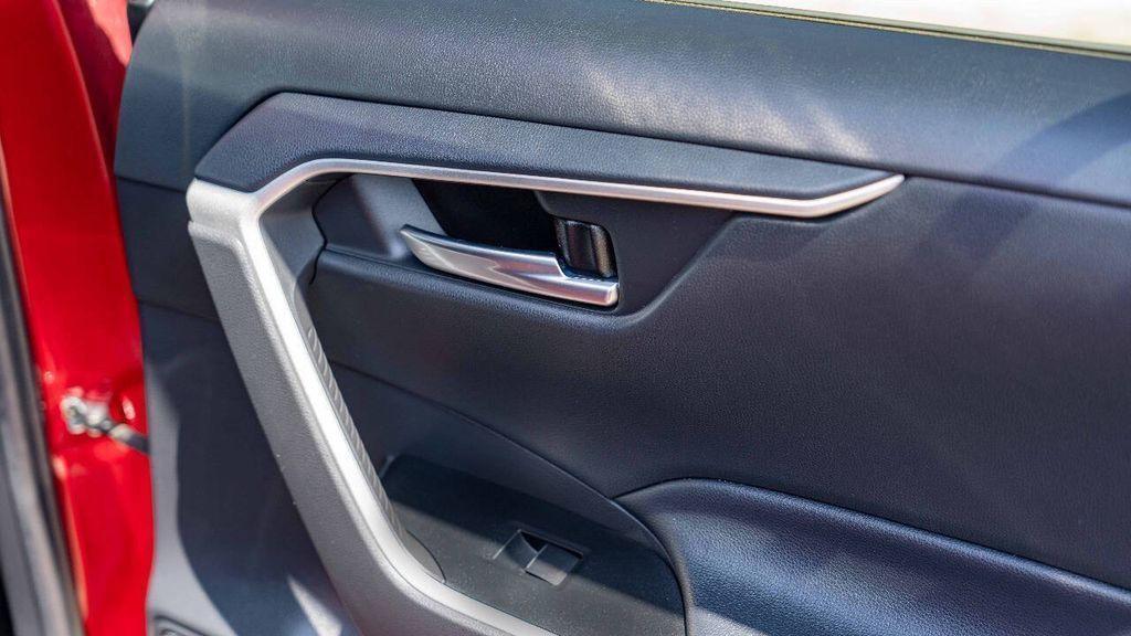 Used 2020 Toyota RAV4 XLE Premium 4D Sport Utility