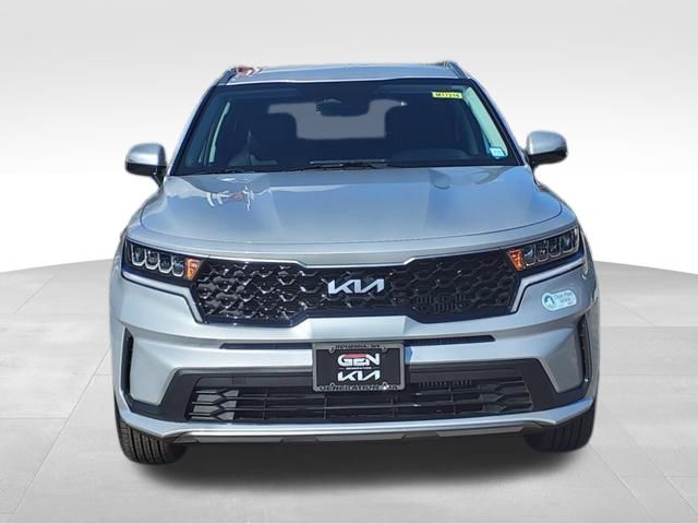 2022 Kia Sorento Hybrid S 2