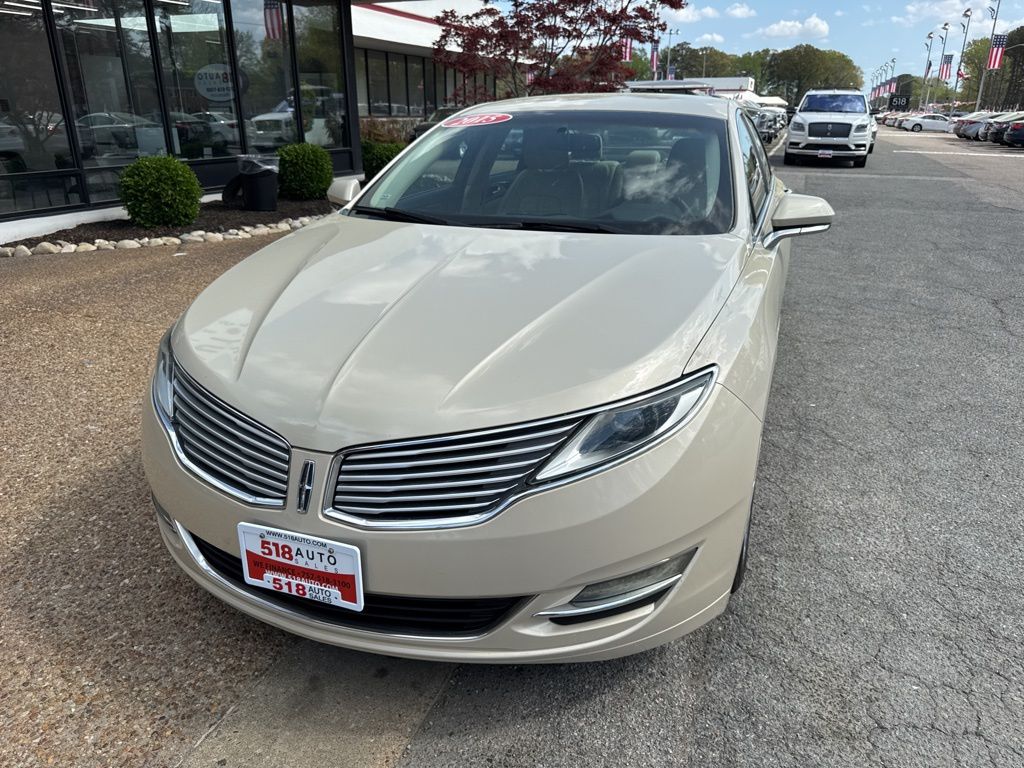 View vehicle photo 4