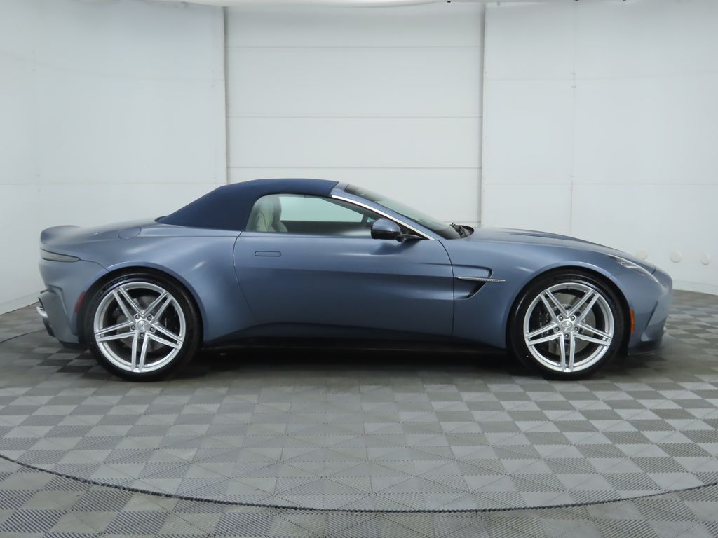 Thumbnail: 2026 Aston Martin Vantage - 12