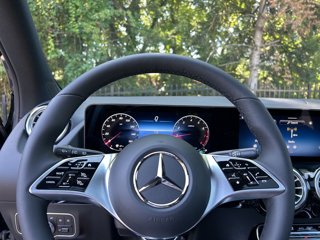 Thumbnail: 2026 Mercedes-Benz GLA - 11
