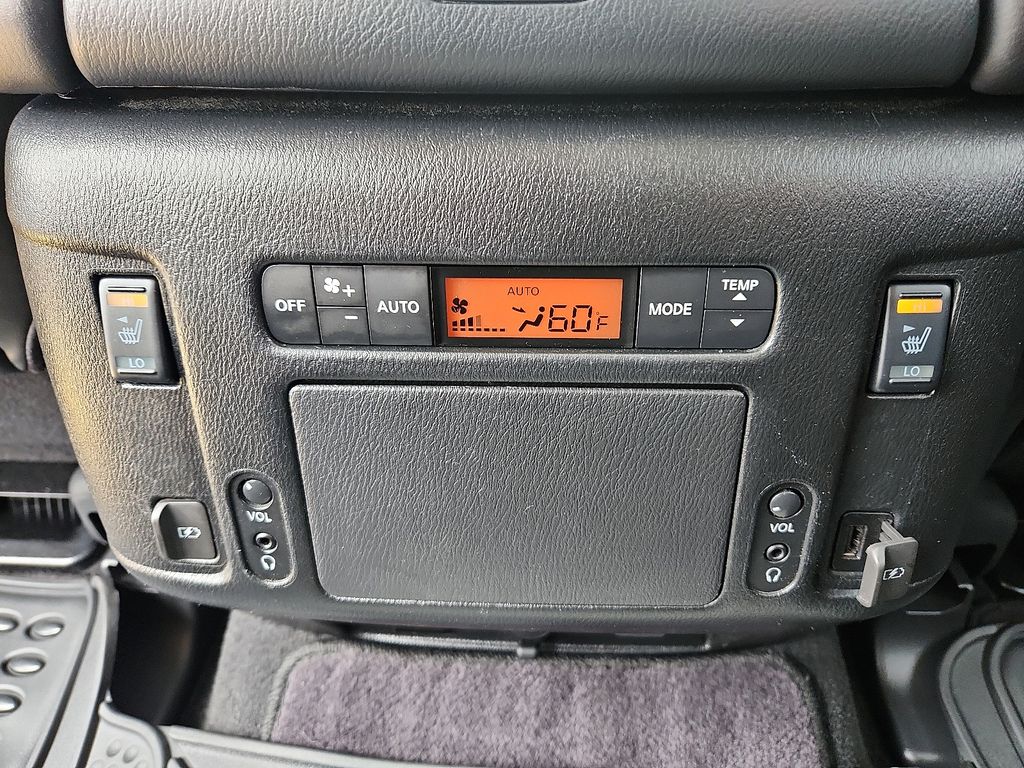 2018 Nissan Armada Platinum Edition 12