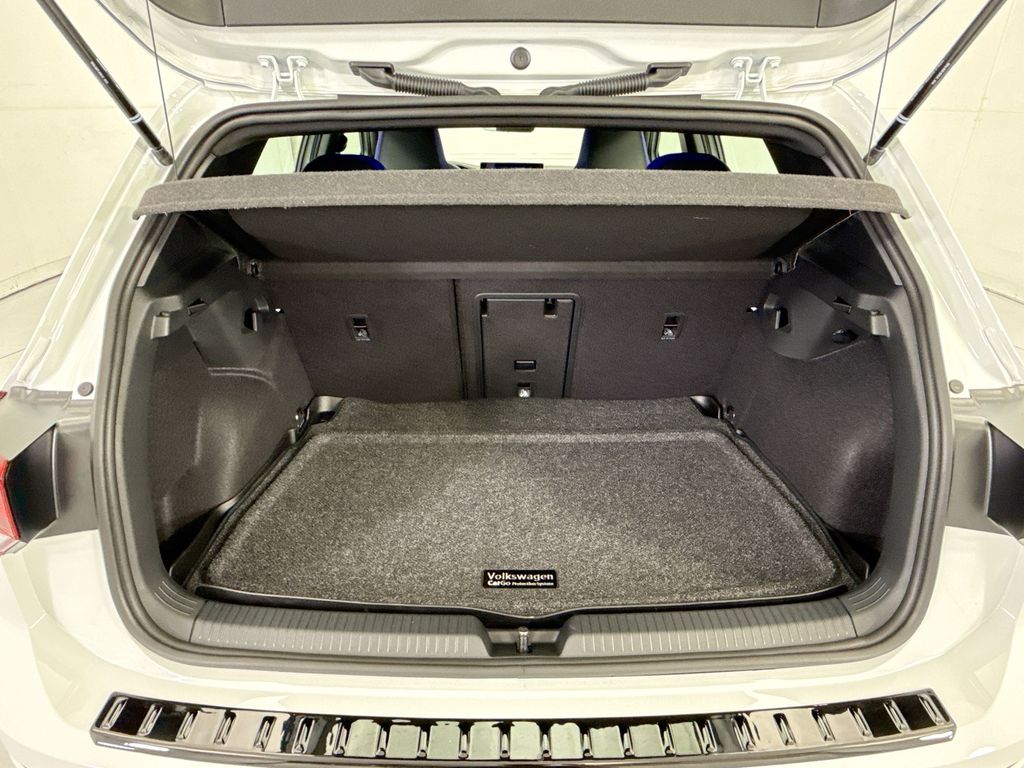 Thumbnail: 2026 Volkswagen Golf - 27