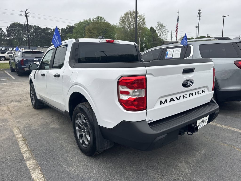 View vehicle photo 5