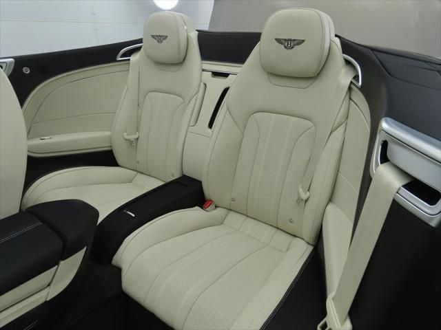 Thumbnail: 2025 Bentley Continental - 29