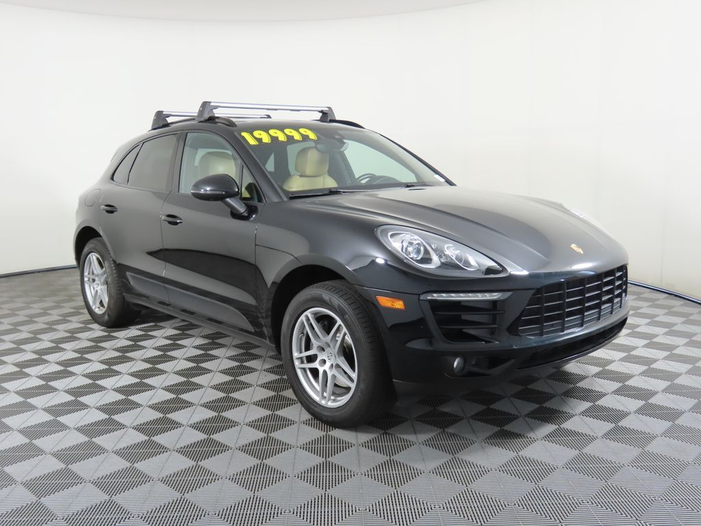 2017 Porsche Macan Base 3