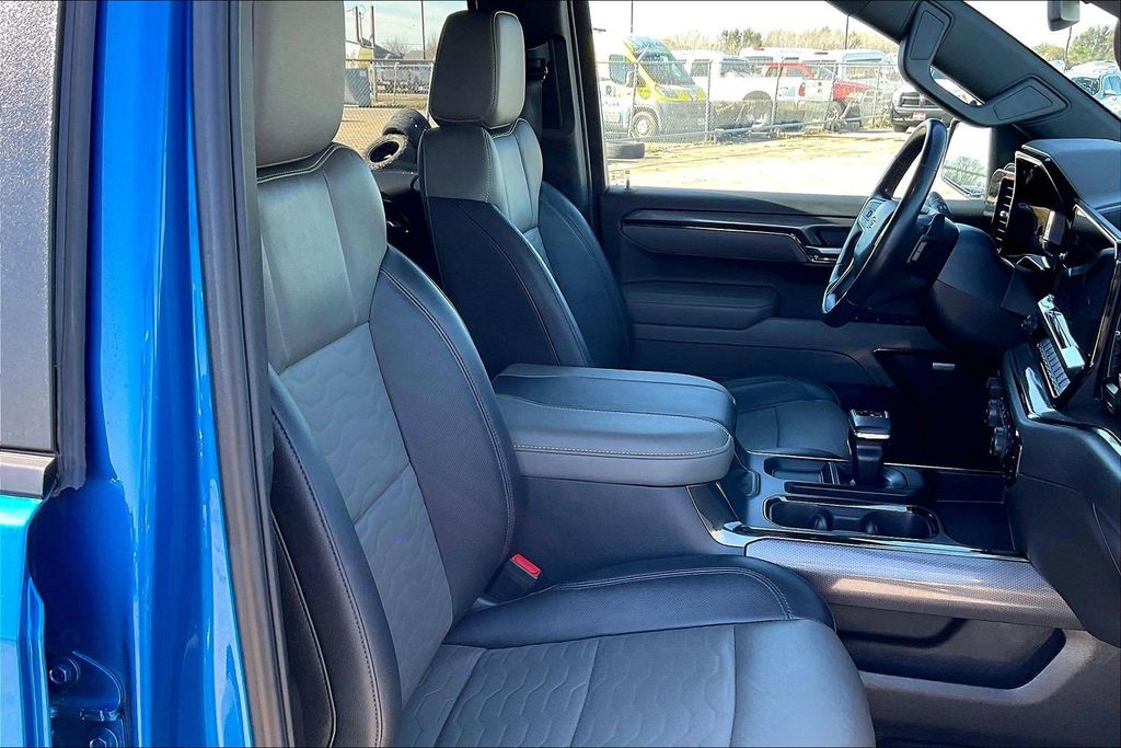 Used 2023 Chevrolet Silverado 1500 ZR2 4D Crew Cab