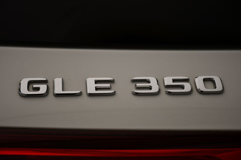 Thumbnail: 2022 Mercedes-Benz GLE - 9