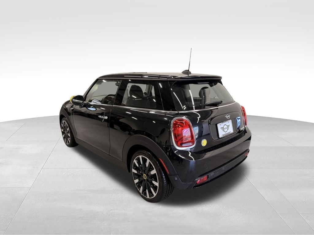 Thumbnail: 2024 MINI Cooper - 3