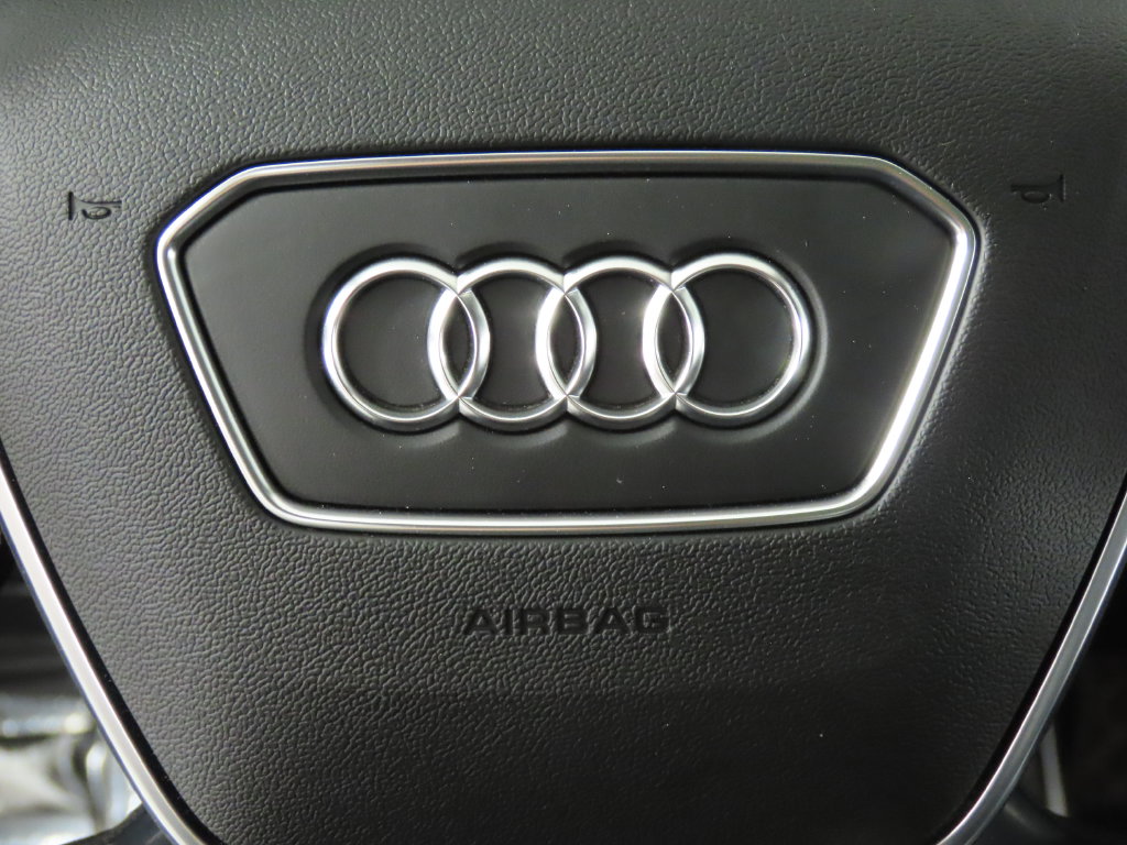 Thumbnail: 2024 Audi Q8 e-tron - 16