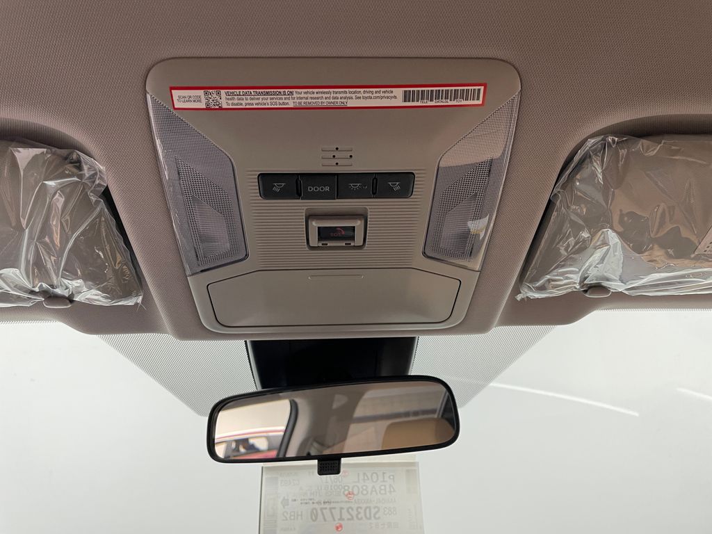Thumbnail: 2025 Toyota RAV4 - 29