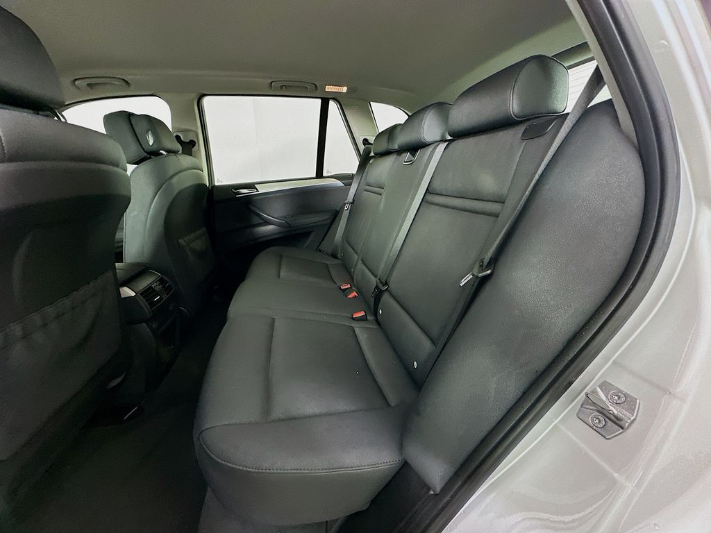 Thumbnail: 2013 BMW X5 - 22