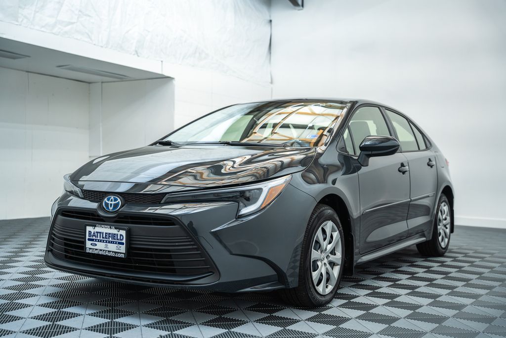 ToyotaCorolla Hybrid3