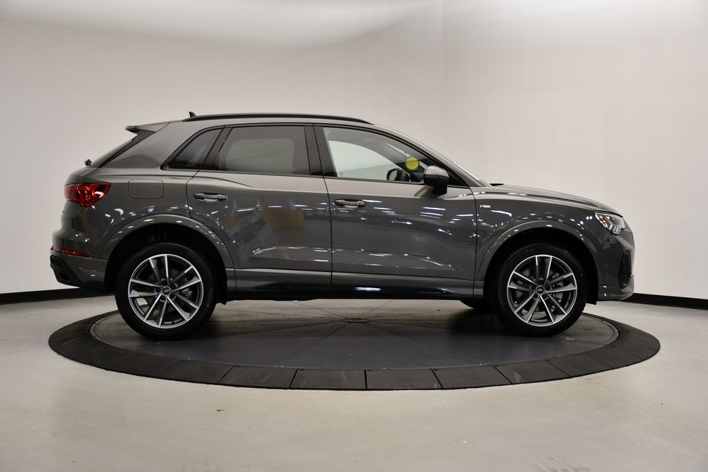 2025 Audi Q3  6