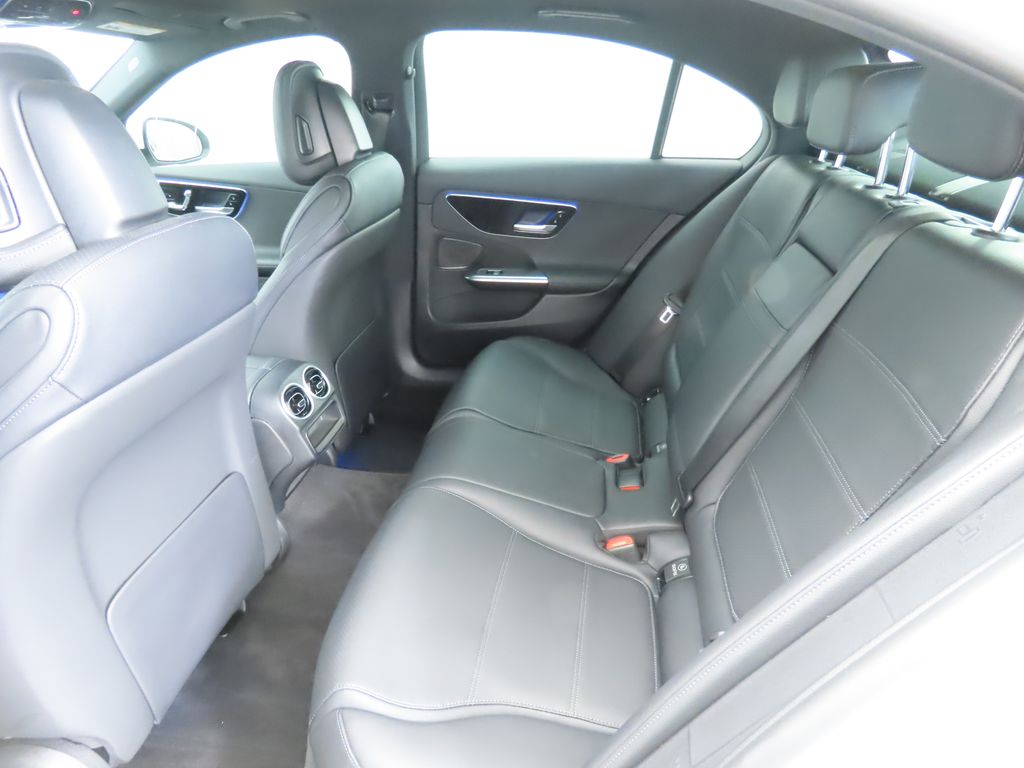 Thumbnail: 2023 Mercedes-Benz C-Class - 20