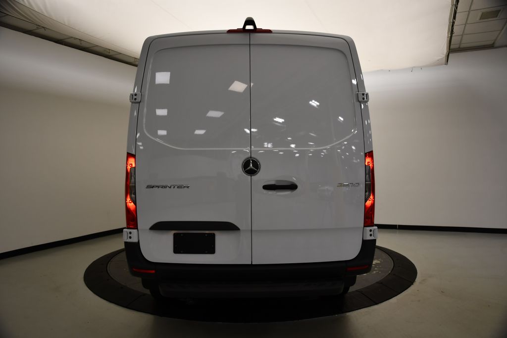 2025 Mercedes-Benz Sprinter 2500 7