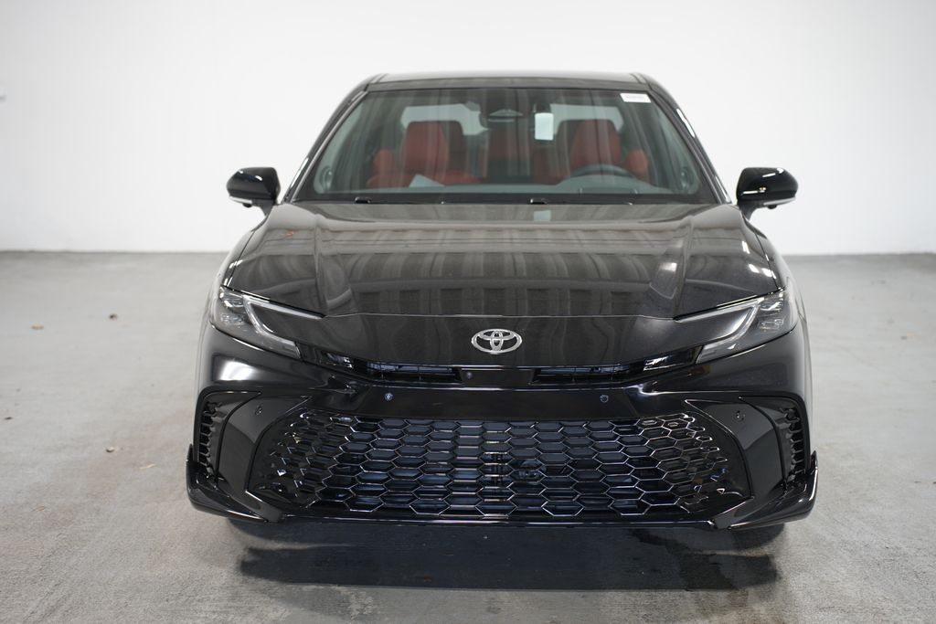 2025 Toyota Camry XSE 2