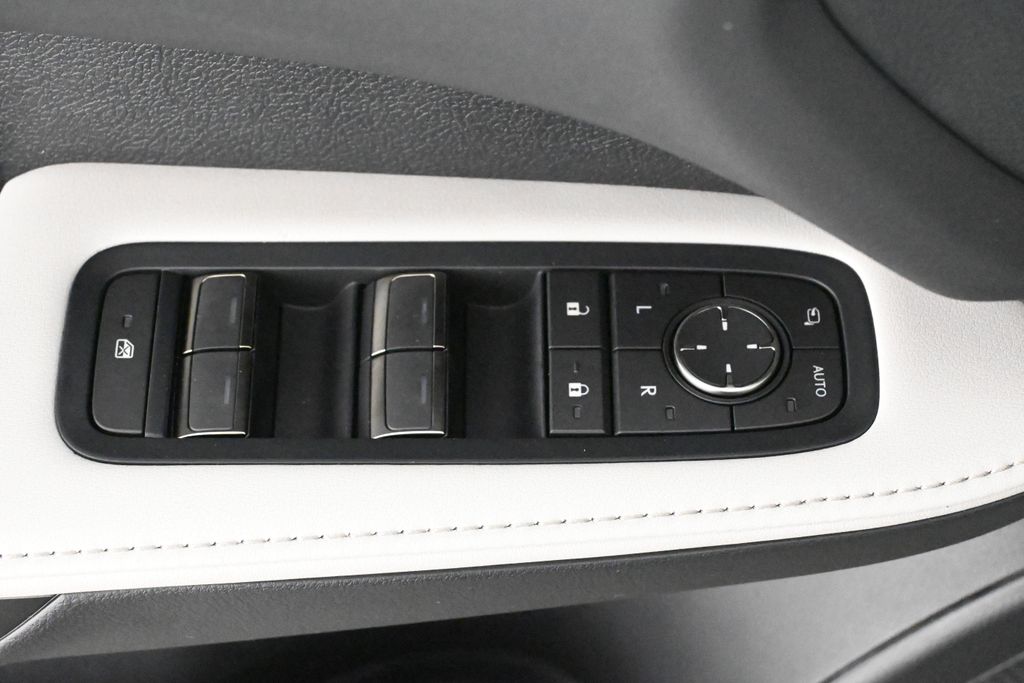 Thumbnail: 2026 Lexus RX - 27