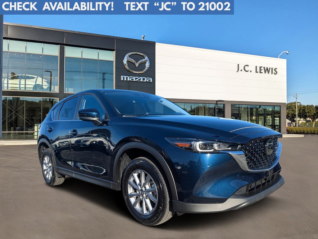 2023 Mazda CX-5 S Select Package's photo