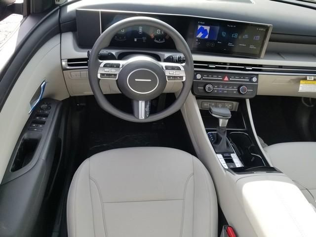 new 2025 Hyundai Tucson car, priced at $28,773