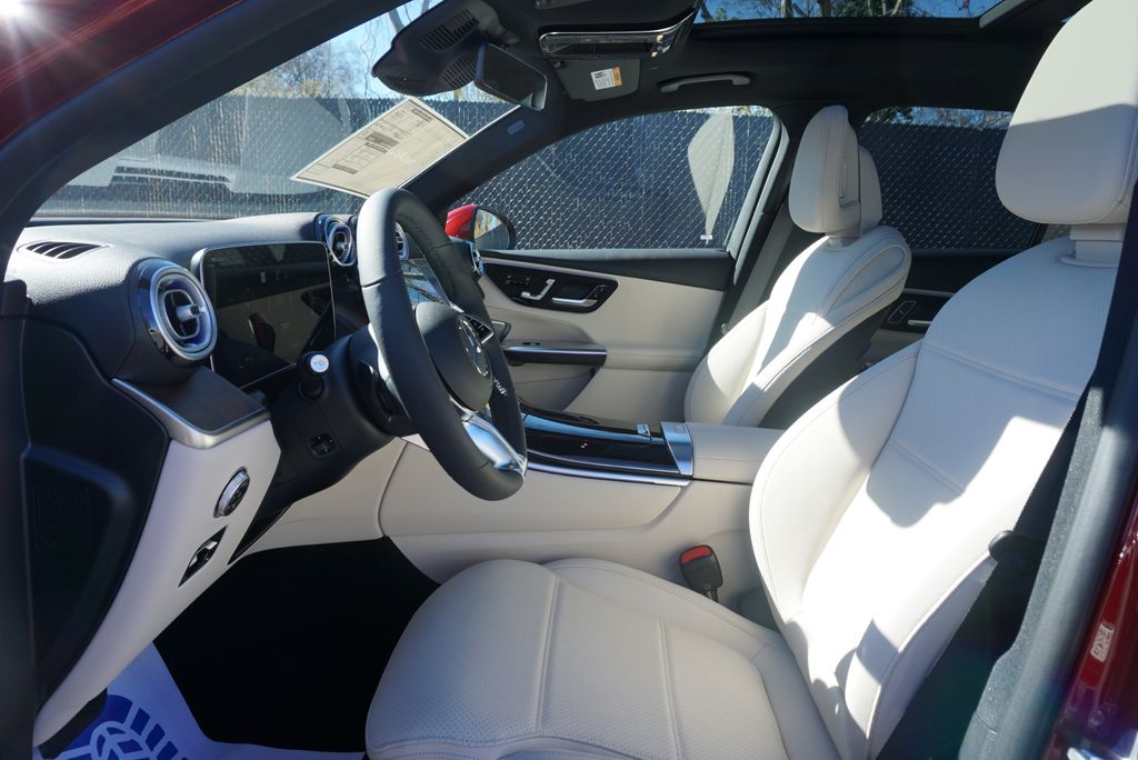 Thumbnail: 2026 Mercedes-Benz GLC - 9