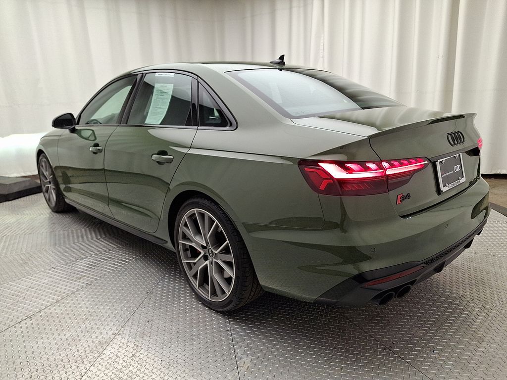 Thumbnail: 2023 Audi S4 - 6