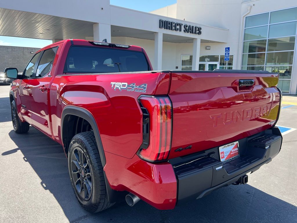 2025 Toyota Tundra Platinum CrewMax photo 2