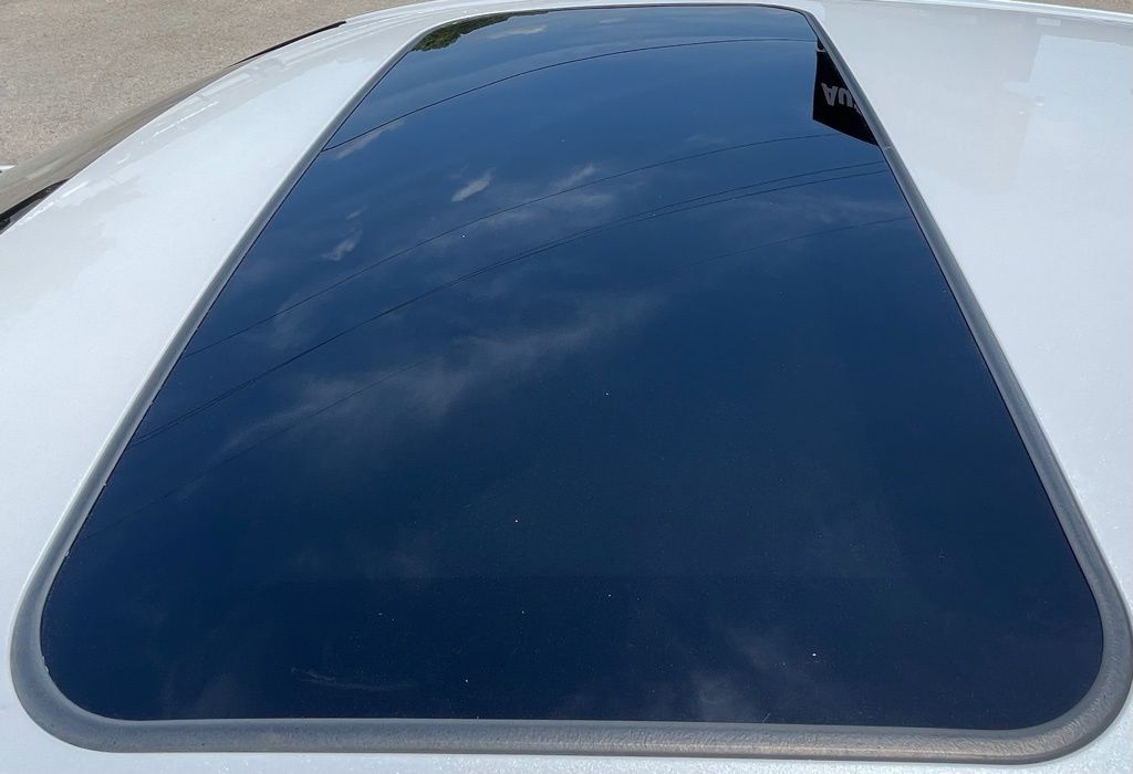 2018 Lexus ES 350 White at Emmons Autoplex