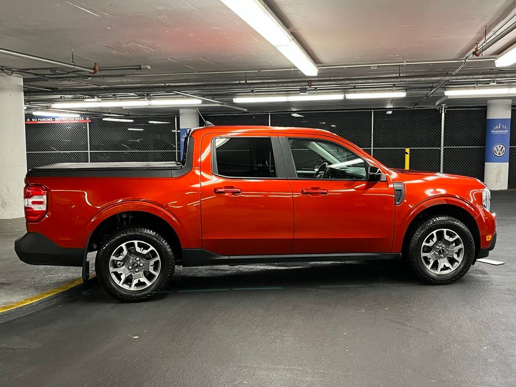 2024 Ford Maverick Lariat photo 30