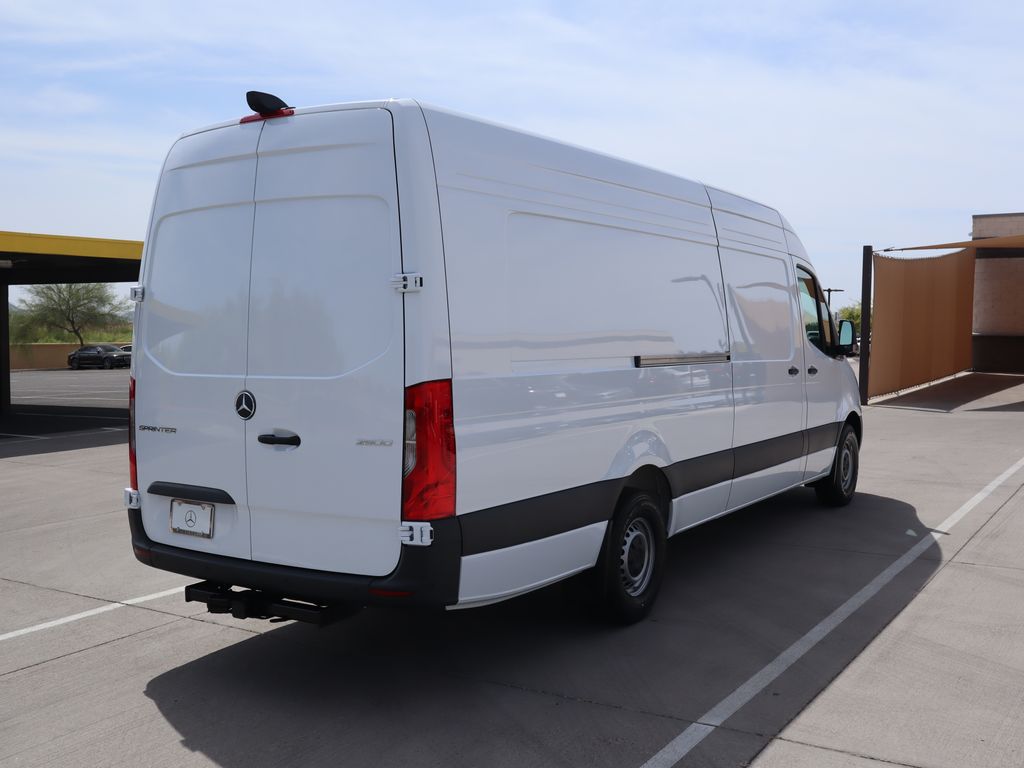 Thumbnail: 2026 Mercedes-Benz Sprinter - 5
