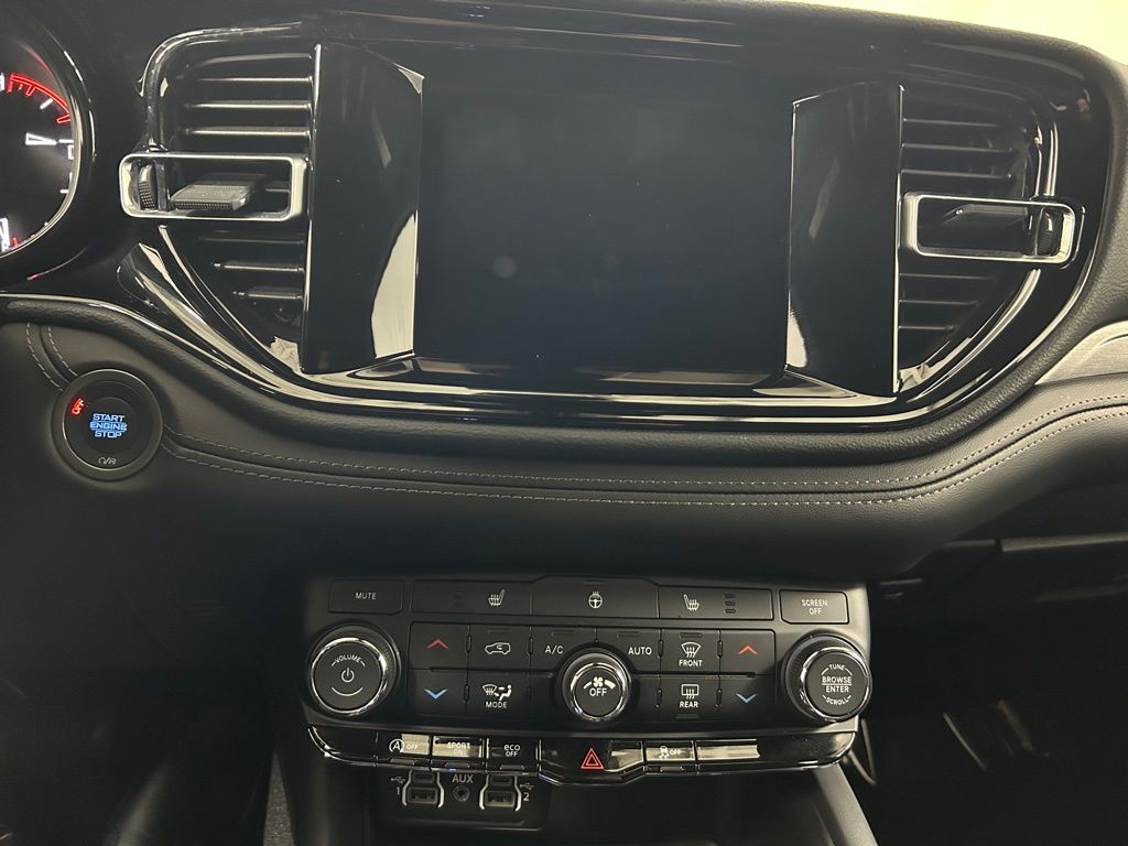 2024 Dodge Durango SXT - Photo 19
