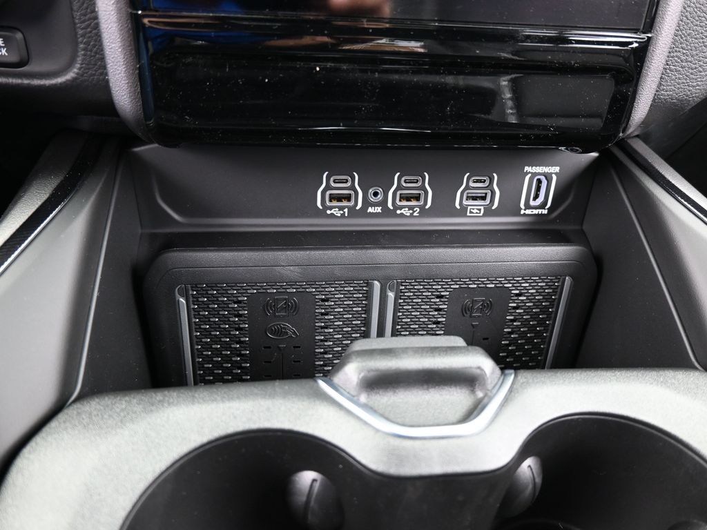 New 2026 Serrano Green Metallic Ram Rebel image 21