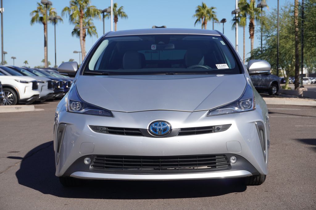 2022 Toyota Prius LE AWD-e 5