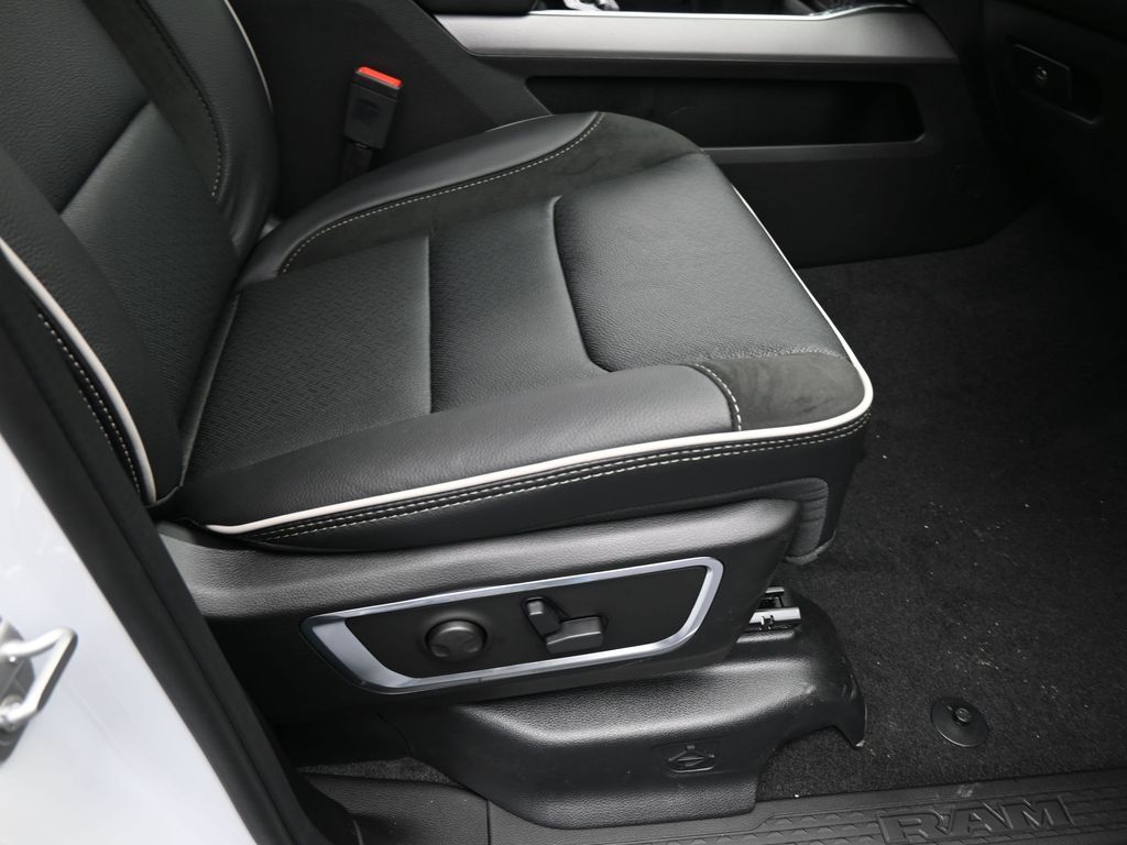 New 2026 Bright White Clearcoat Ram Laramie image 38