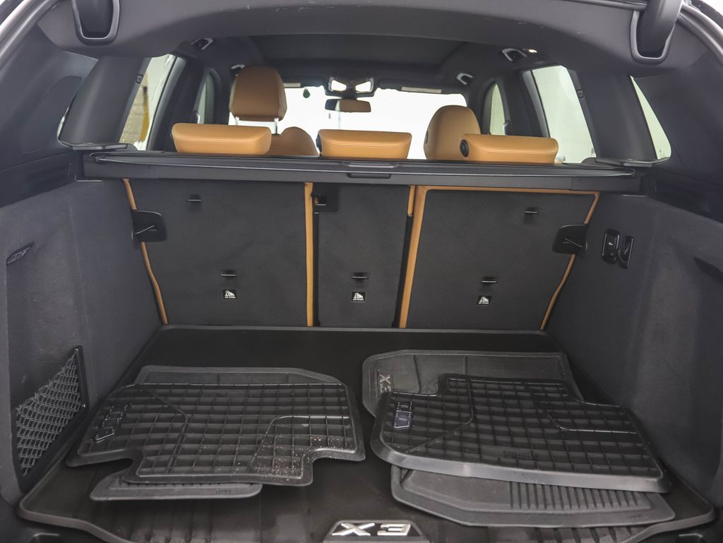 Thumbnail: 2023 BMW X3 - 24