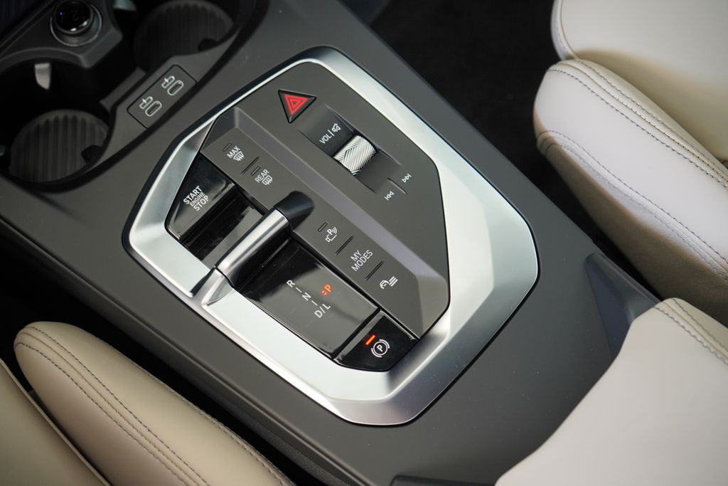 Thumbnail: 2026 BMW 2 Series - 18