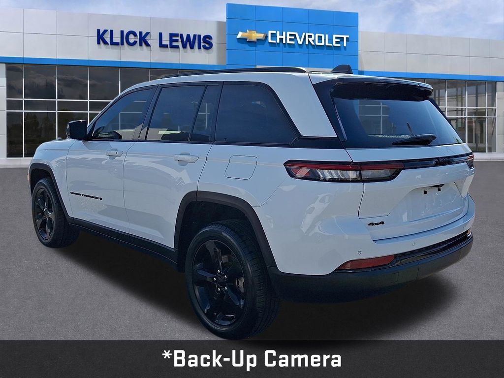 2023 Jeep Grand Cherokee Altitude X White/off-white at Carlisle Cadillac Buick GMC