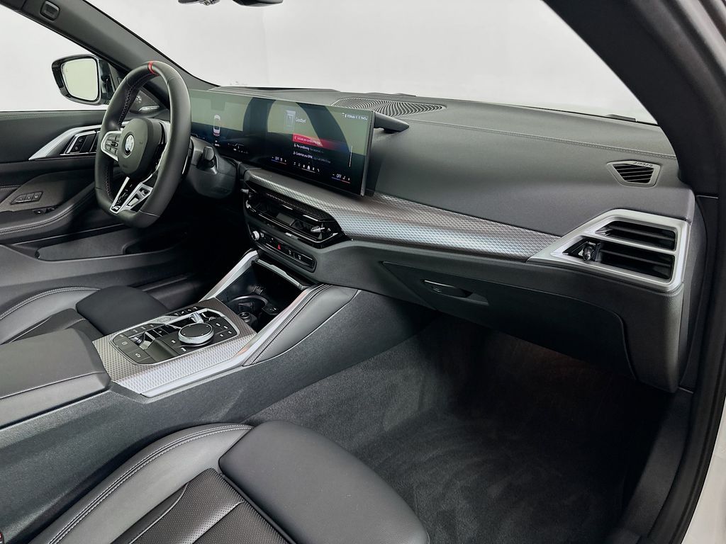 Thumbnail: 2025 BMW 4 Series - 29