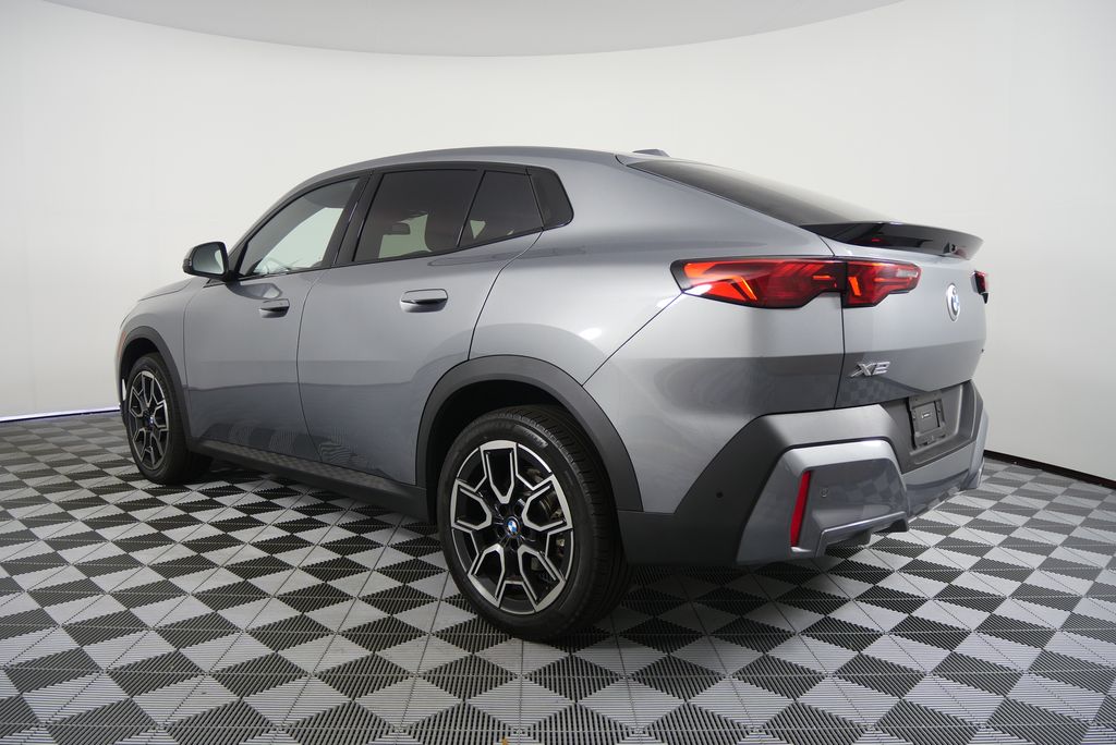 Thumbnail: 2025 BMW X2 - 5