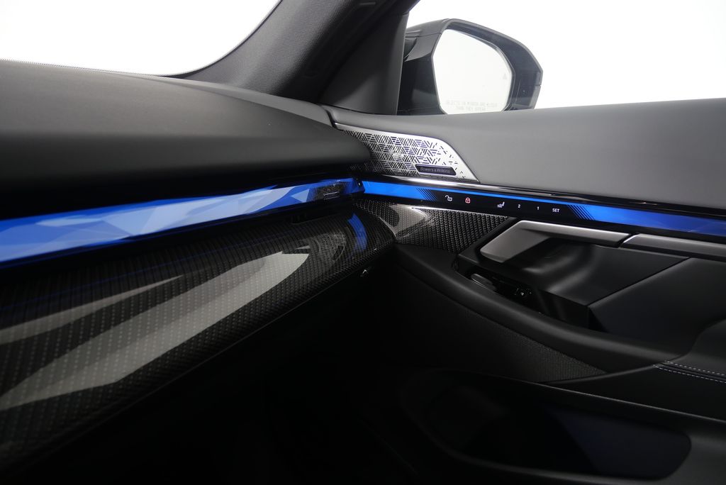 2025 BMW i5 M60 23
