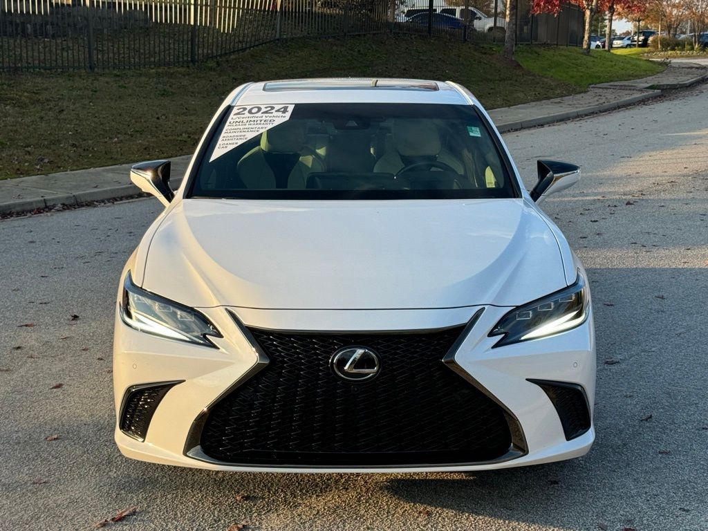 2024 Lexus ES 300h F SPORT Handling 9