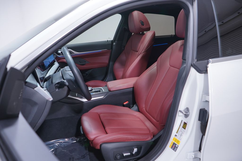 Thumbnail: 2023 BMW i4 - 7