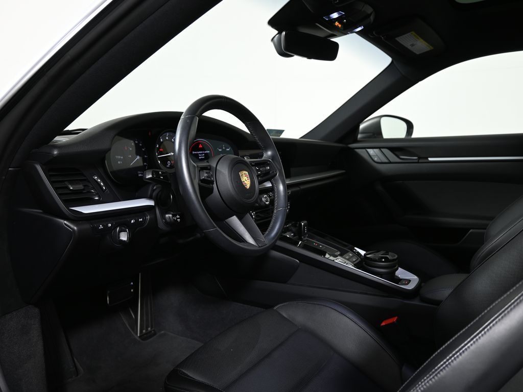 Thumbnail: 2024 Porsche 911 - 4