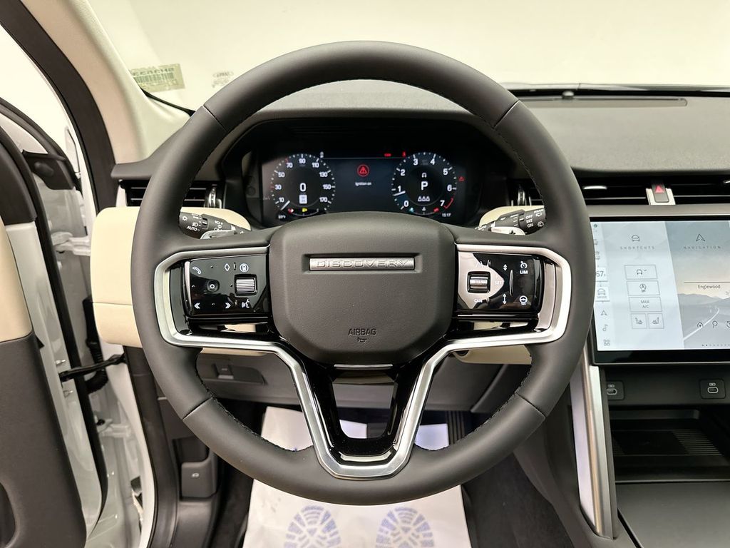 2025 Land Rover Discovery Sport S 13