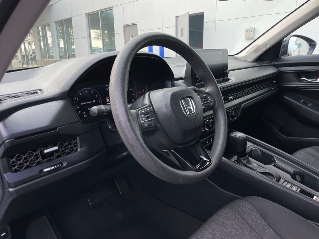 Thumbnail: 2025 Honda Accord - 27